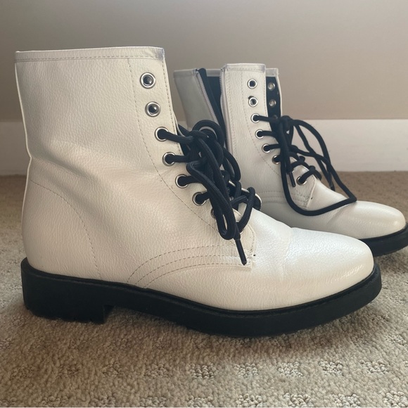 New white combat boots - Picture 3 of 6